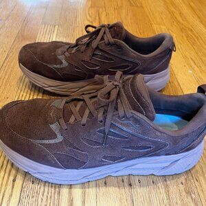 Hoka One One Clifton Suede in Cappuccino / Cork Sz 13